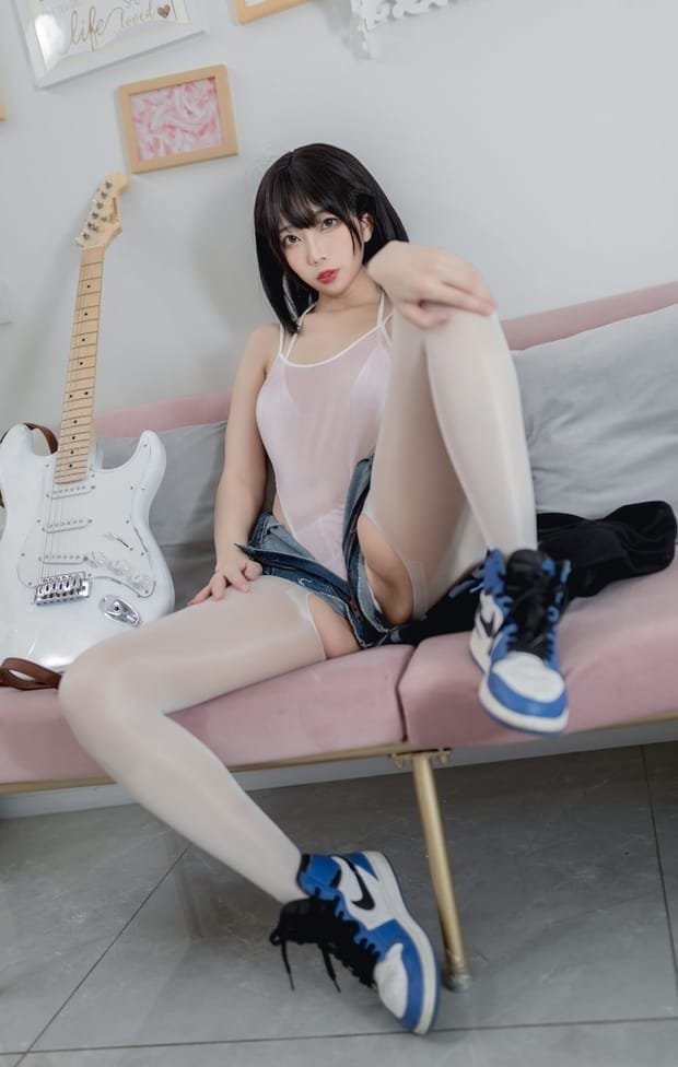 杏仁曲奇 – NO.07 升玖吉他姐姐 [45P-145M]-1