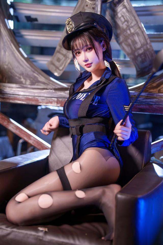 羽生三未 – NO.21 纯狱之风女警[32P-633MB]-1