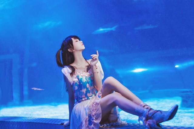 桜桃喵 – NO.204 水族馆 [15P-226MB]-1