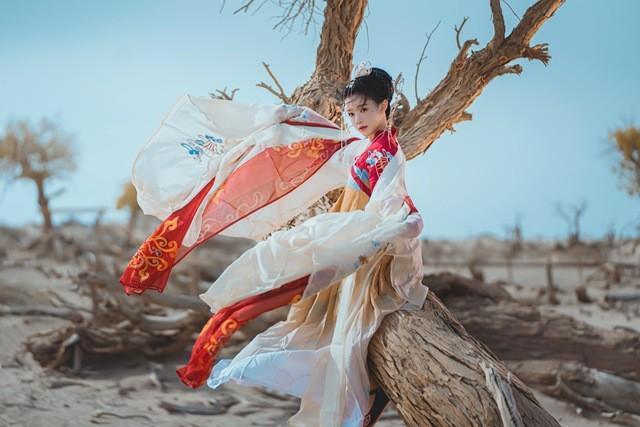 桜桃喵 – NO.206 惊鸿 [15P-375MB]-1