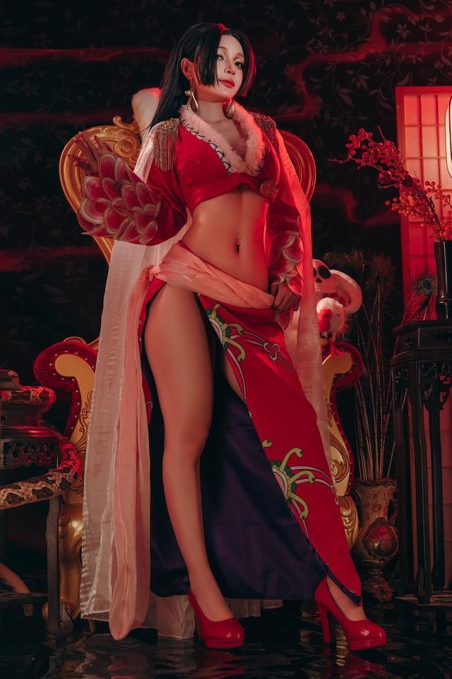 Umeko J – Boa Hancock [132P9V 2.01GB]-2