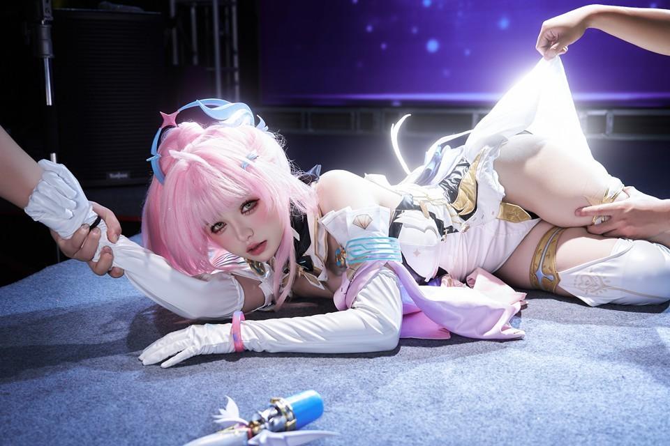 阿薰kaOri – NO.49 爱弥斯 [476P13V-7.97GB]